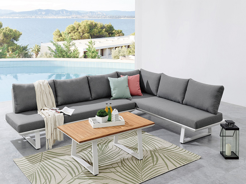 Sofa -Set der Aluminiumserie