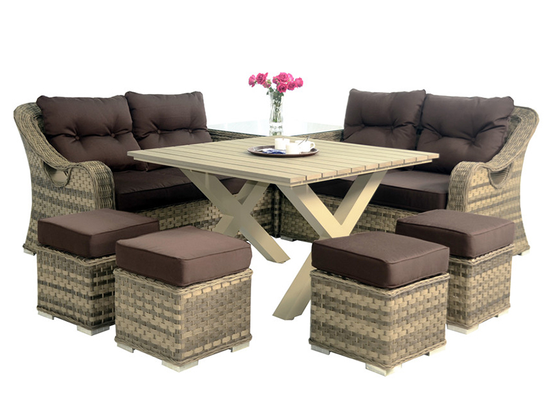 Moderne Esstisch im Freien, Set, Aluminium-Rattan-Stuhl-Set und Tisch mit synthetischem Holz, YQR-542A